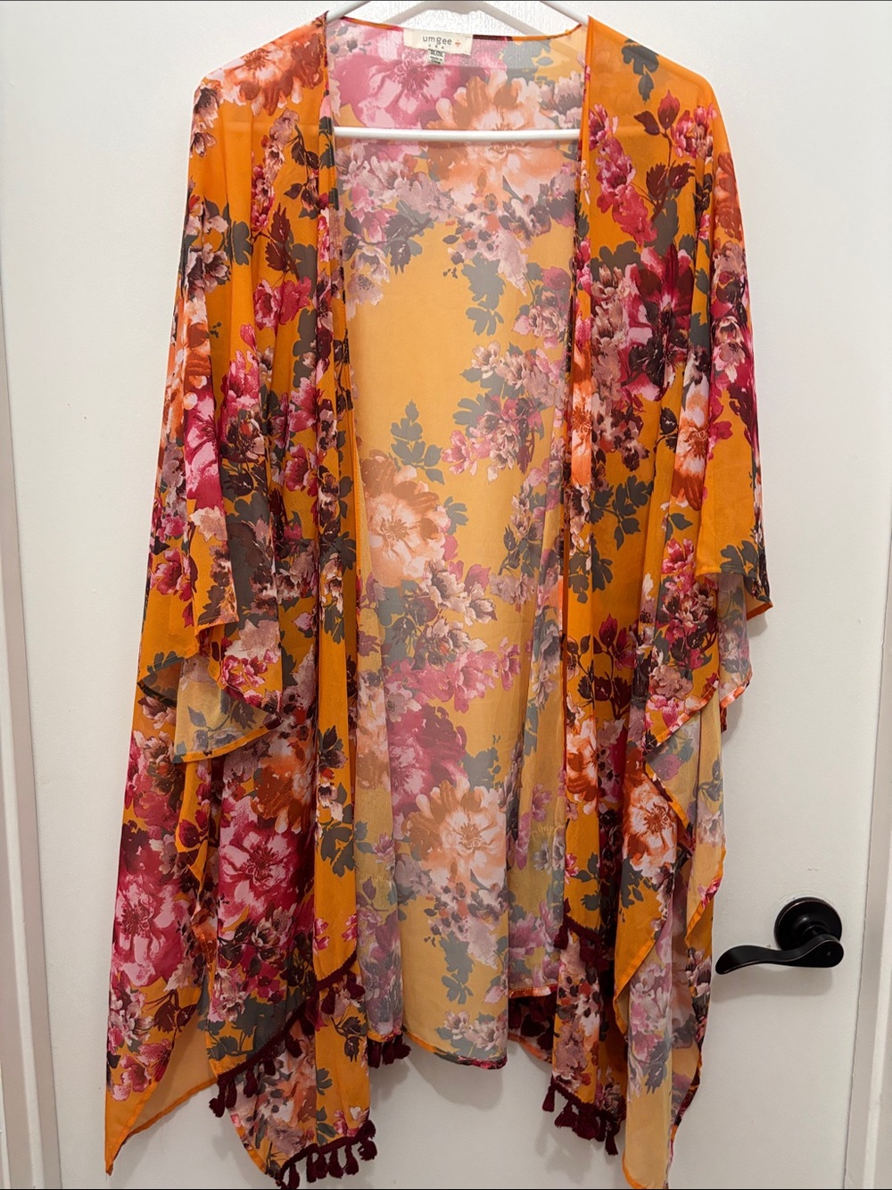 Umgee Mustard Yellow Floral Kimono Cape with Tassel Trim Sz 1X/2X